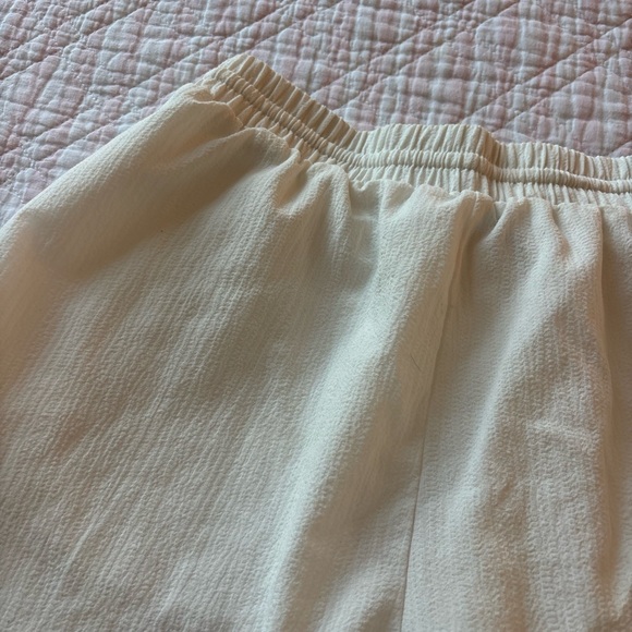 Women's Cream Grey Bandit Shorts - Picture 4 of 7